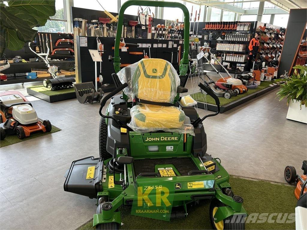 John Deere Z545R Farm machinery