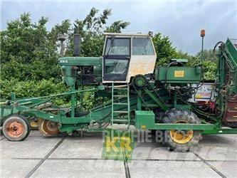 Krakei 6610 rooier Potato harvesters