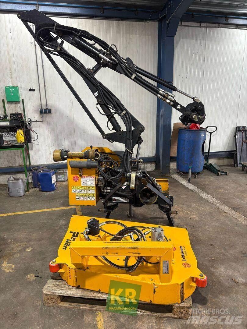McConnel PA4330 Farm machinery