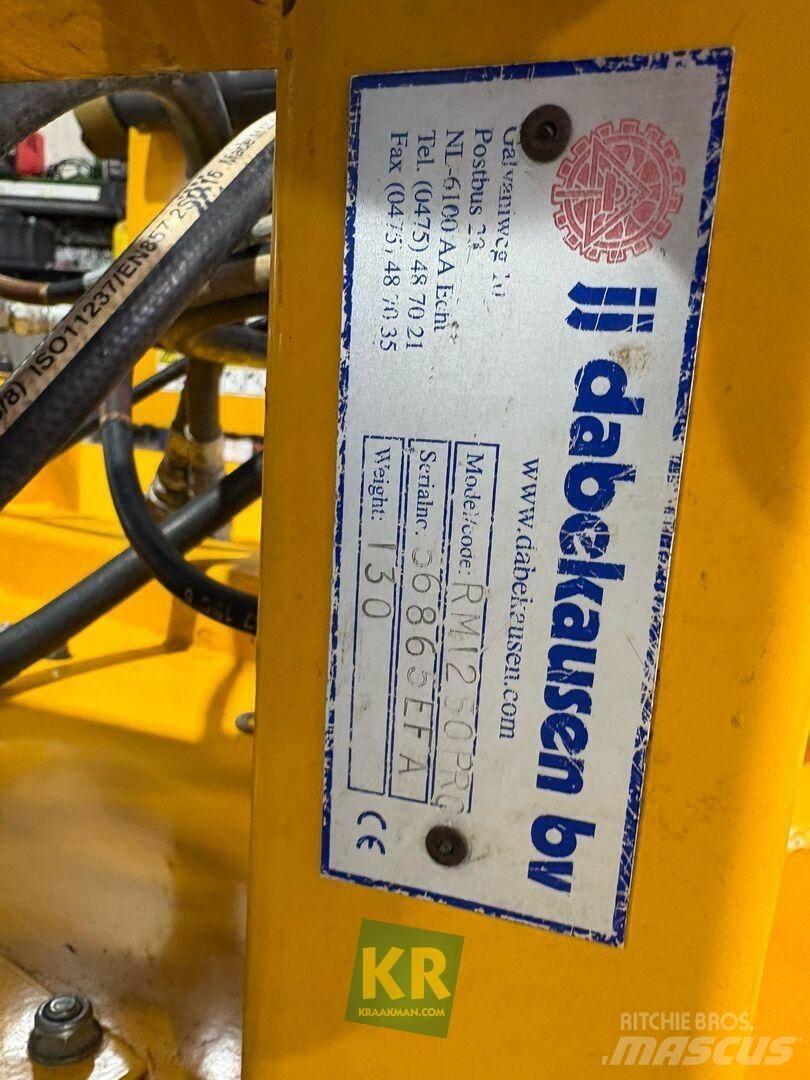 McConnel PA4330 Farm machinery