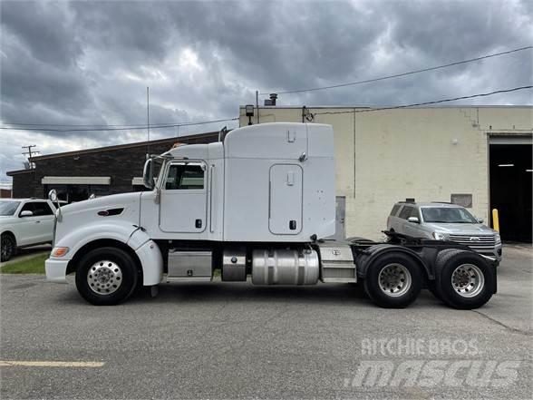 Peterbilt 386 Prime Movers