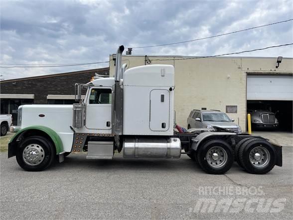Peterbilt 389 Prime Movers