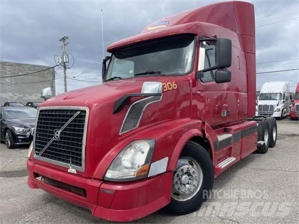 Volvo VNL64T730 Prime Movers
