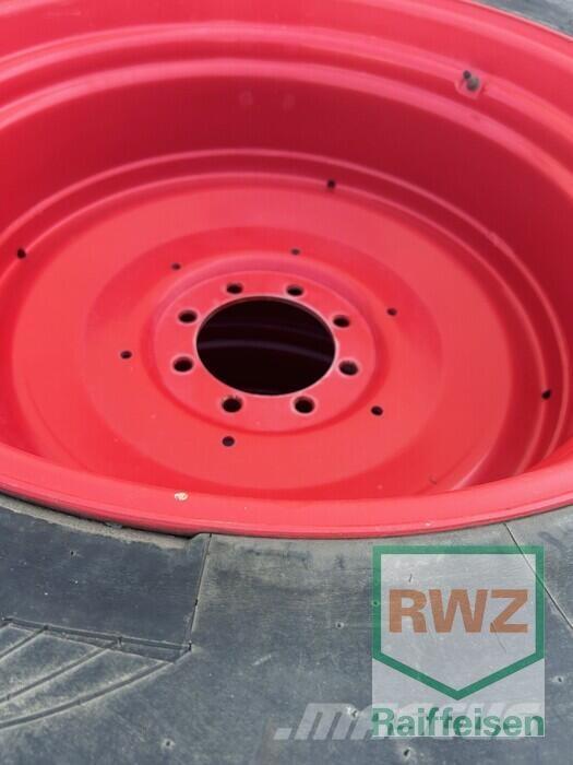 2 Sätze Reifen Tyres, wheels and rims