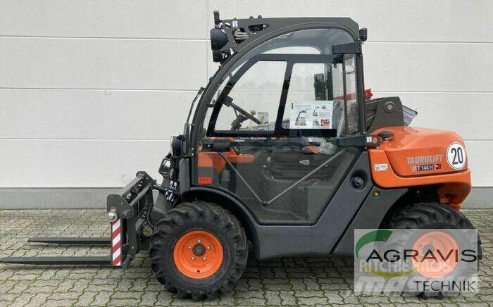Ausa T144H Telehandlers