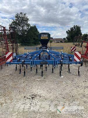  Carré PENTERRA Power harrows and rototillers
