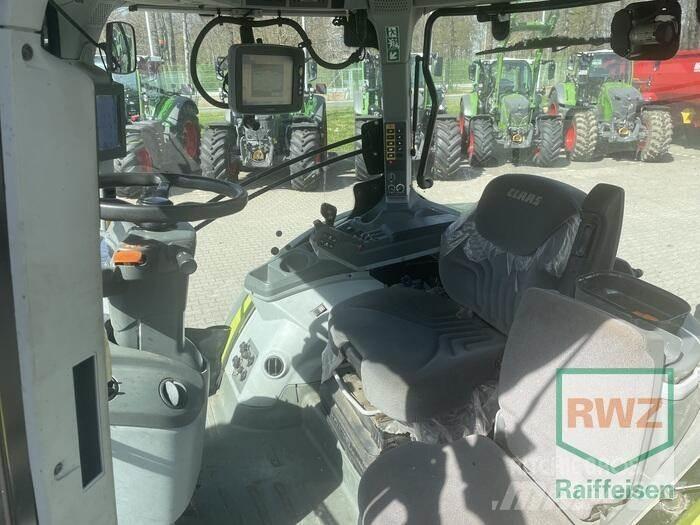 CLAAS Arion 660 Tractors