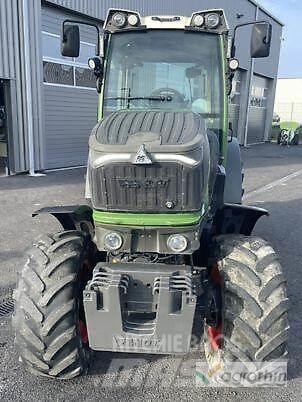 Fendt 211F Farm machinery