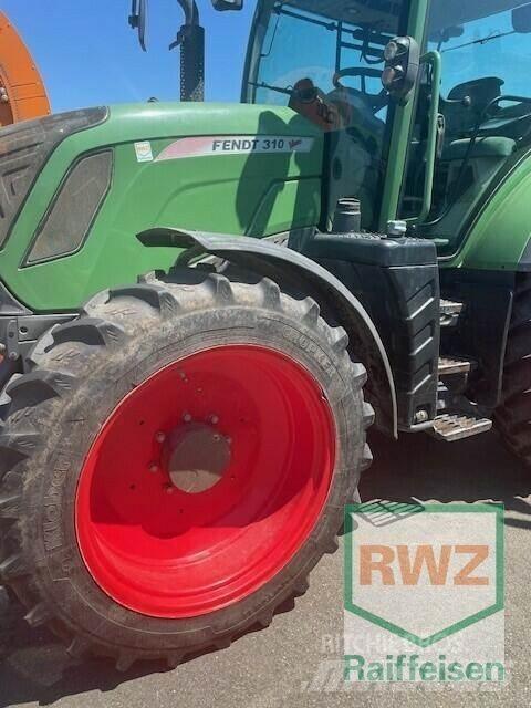 Fendt 310 Vario S4 Tractors