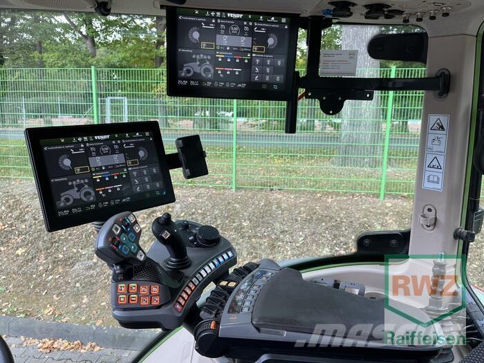 Fendt 516 Vario Tractors