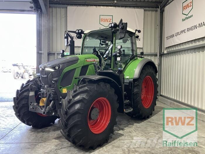Fendt 618 Vario Tractors