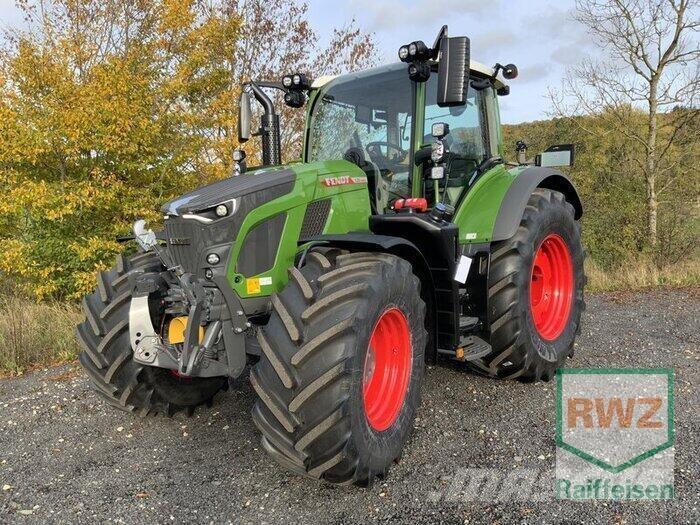 Fendt 620 Vario Tractors