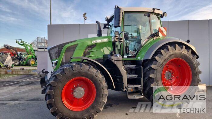 Fendt 828 VARIO S4 Tractors