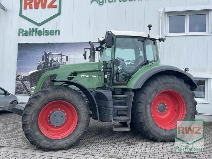 Fendt 924 Vario Tractors