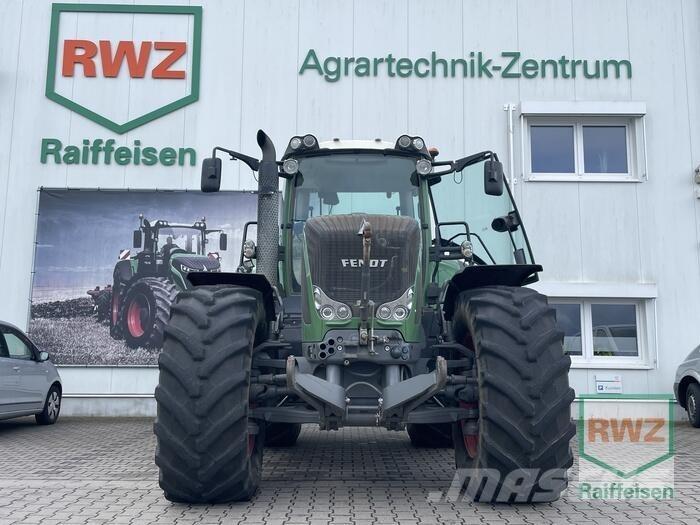 Fendt 924 Vario Tractors