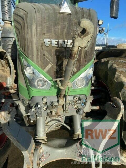 Fendt 933 Vario Tractors
