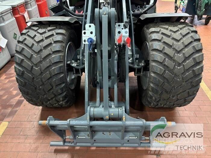 GiANT G5000 Wheel loaders