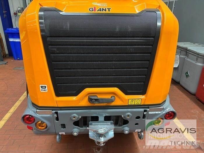 GiANT G5000 Wheel loaders
