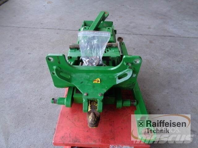 John Deere Hitch Other tractor accessories