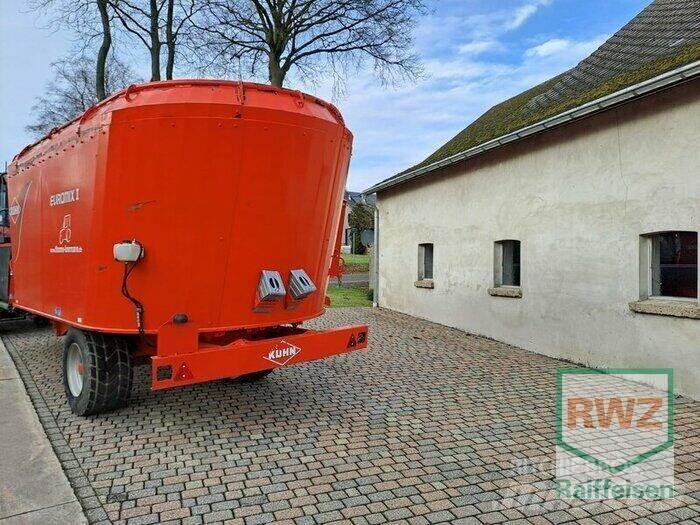 Kuhn Euromix I 2280 Feed mixer
