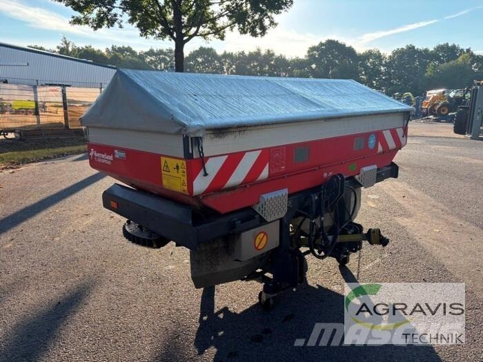 Kverneland EXACTA TL Mineral spreaders