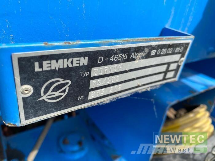 Lemken SOLITAIR 9/300 Drills