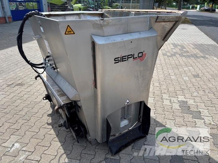 MB Trac 1800 Feed mixer