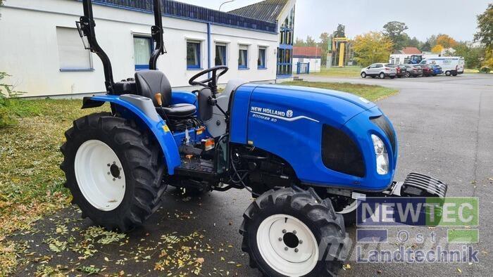 New Holland BOOMER 50 Tractors