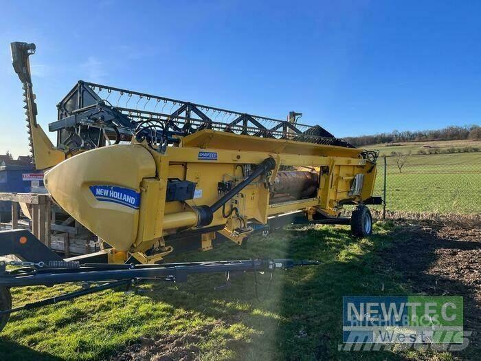 New Holland CX 6.90 Combine harvesters