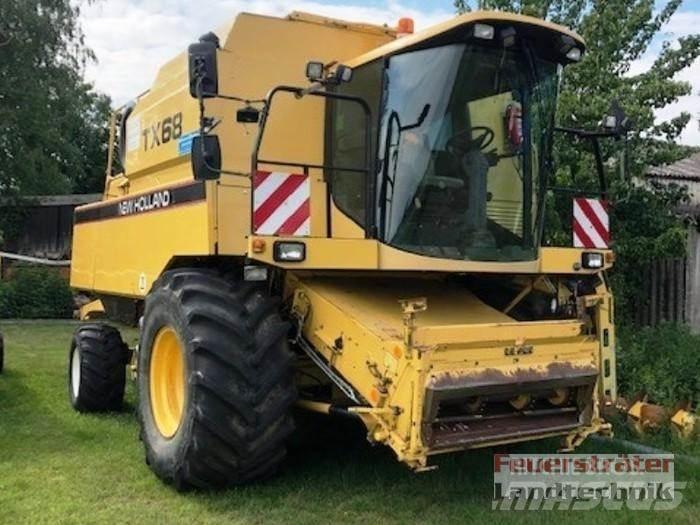 New Holland TX 68 Combine harvesters