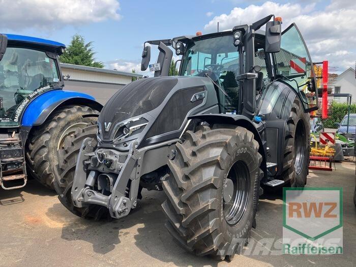 Valtra Q305 Tractors
