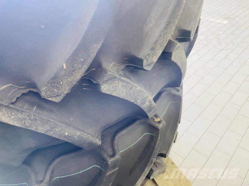  440/65R24 128D Tyres, wheels and rims