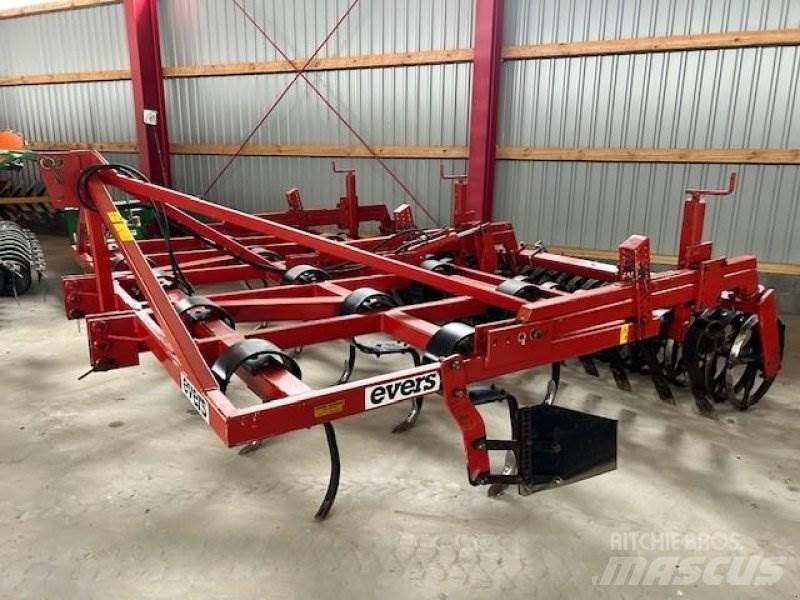 Evers Tarpan Cultivators