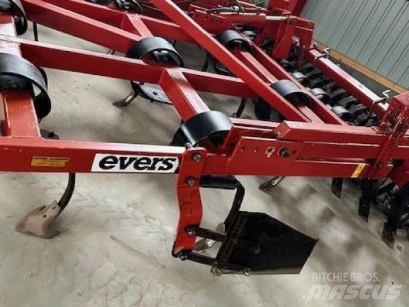 Evers Tarpan Cultivators