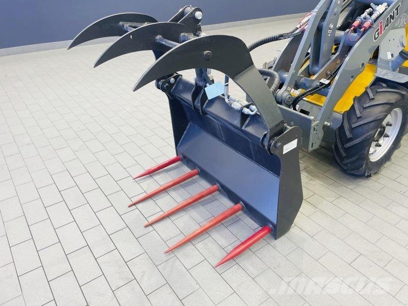 GiANT G1200 Skid steer loaders