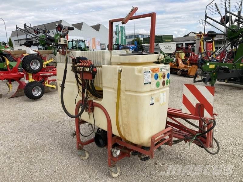 Holder IS 800 Manure spreaders