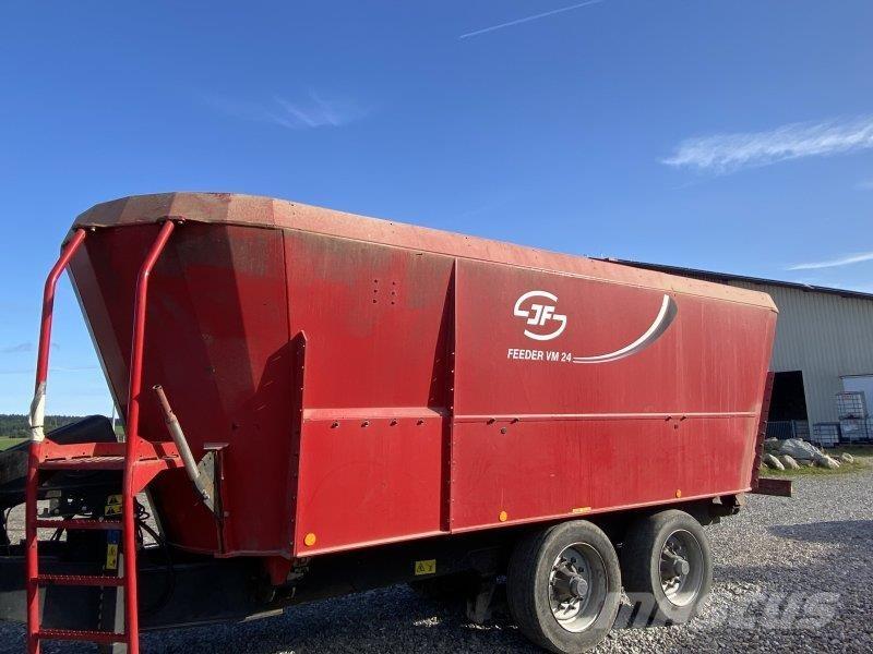 JF VM 24-3 SC Feed mixer