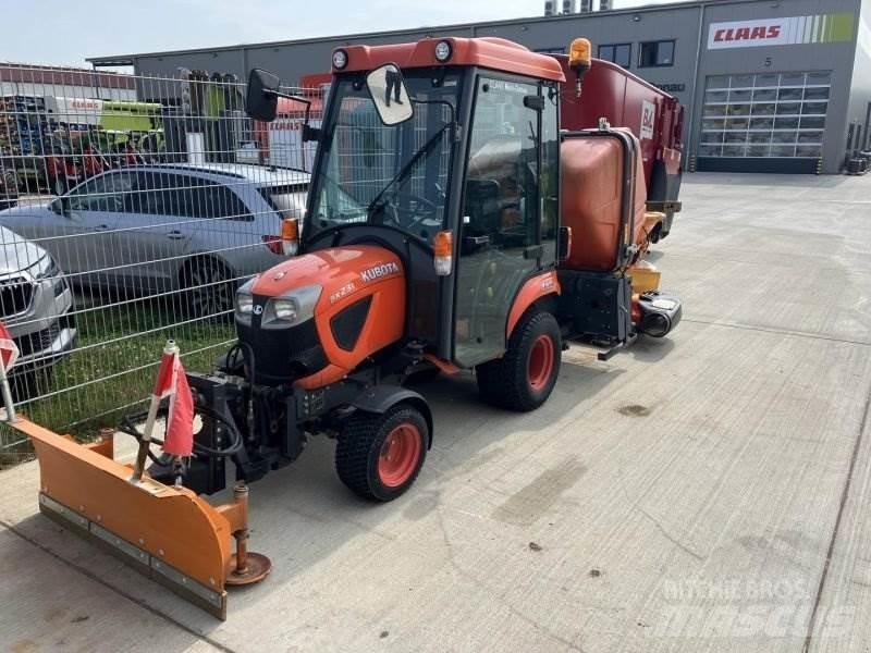 Kubota BX231 Compact tractors