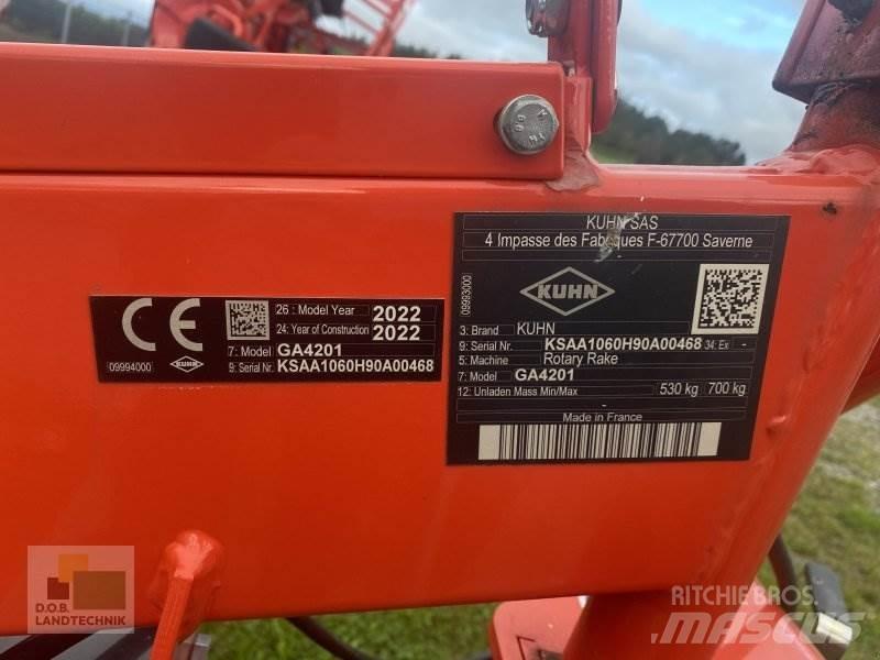Kuhn GA 4201 Windrowers