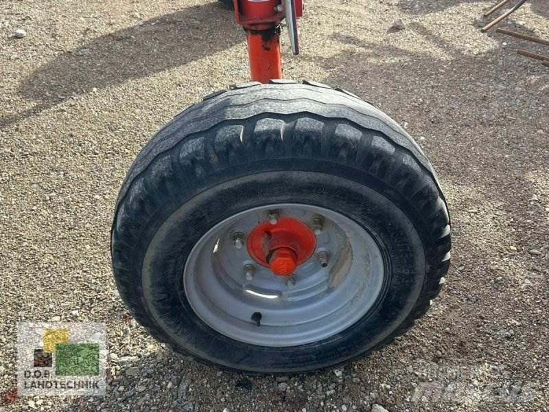 Kuhn GA 6520 Windrowers