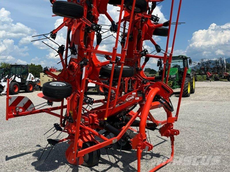 Kuhn GF 10803 Rakes and tedders