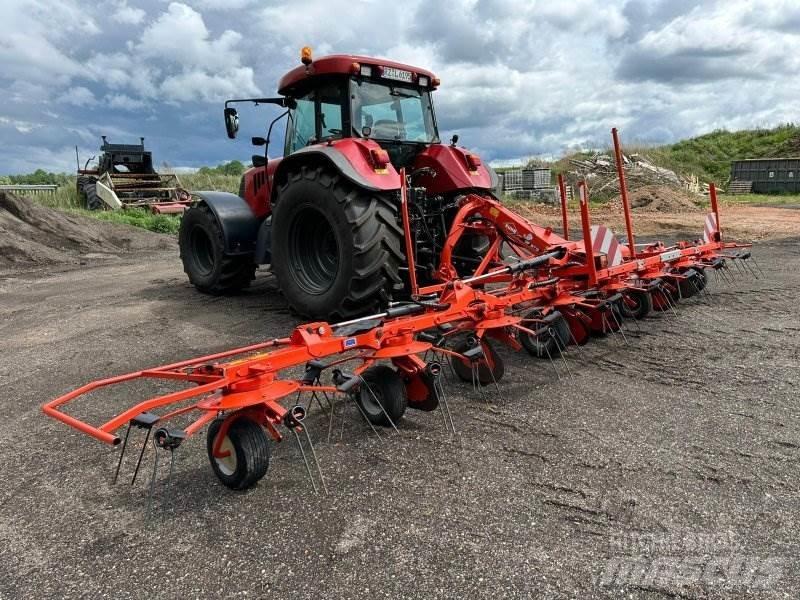 Kuhn GF 8712 Rakes and tedders