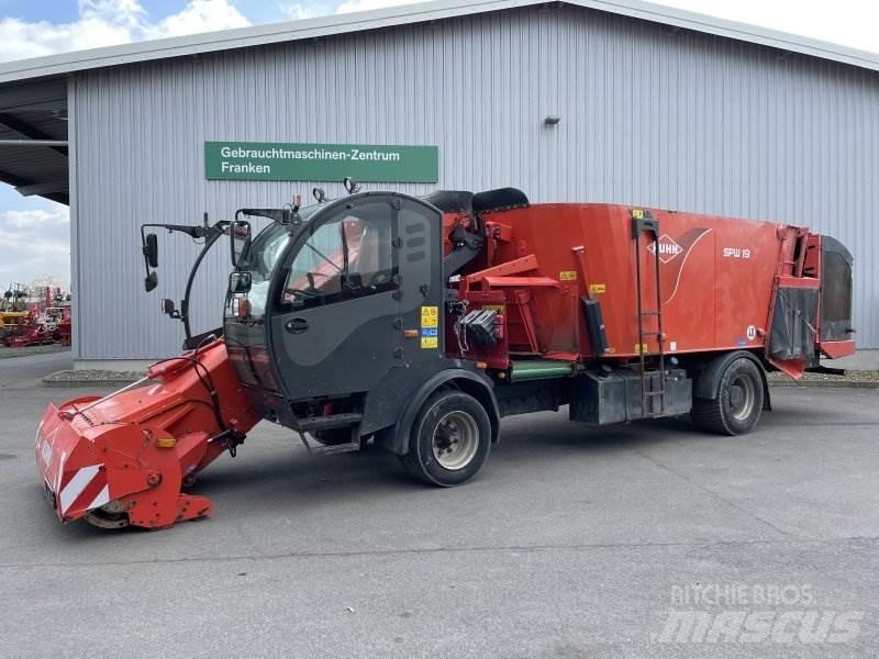 Kuhn SPW 19 Feed mixer