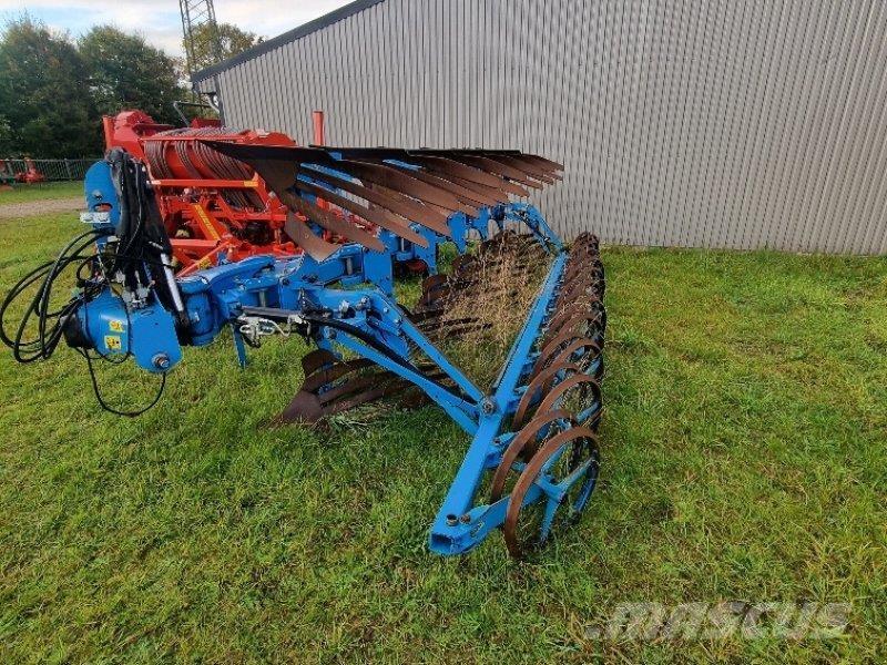 Lemken Juwel 8 Ploughs