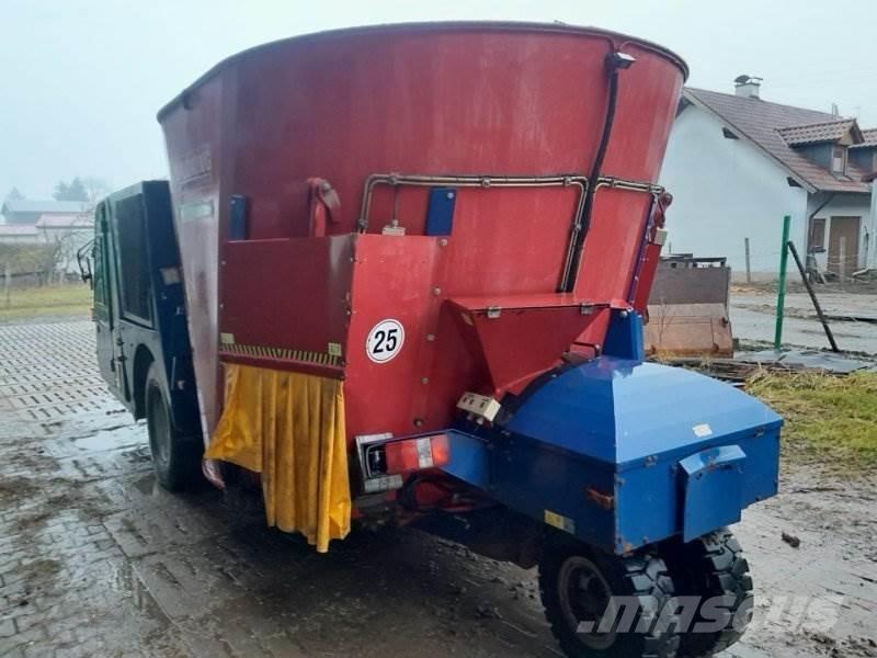Siloking SF 13 Feed mixer