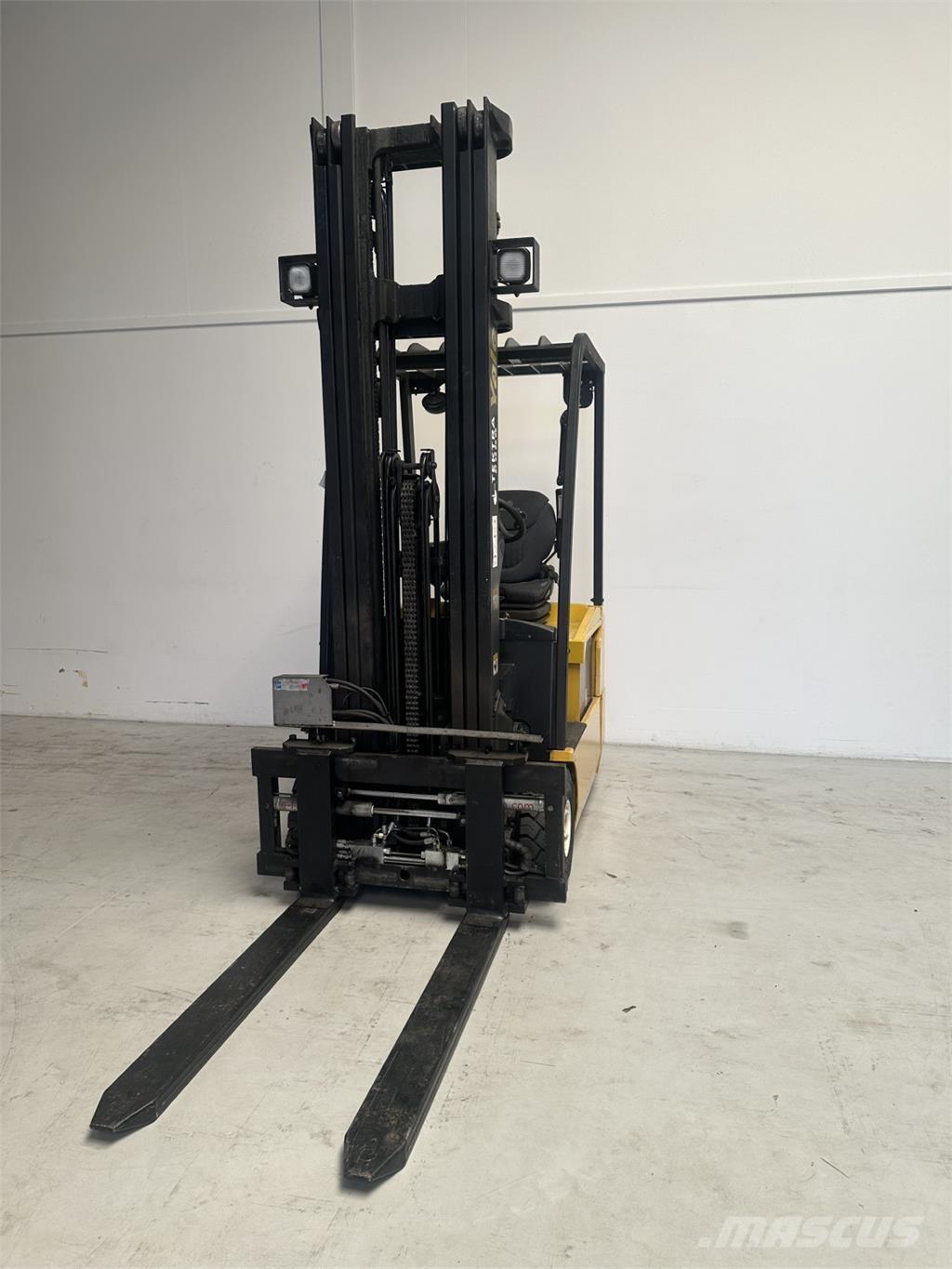 Yale ERP16ATF AC (SWB) Electric forklift trucks