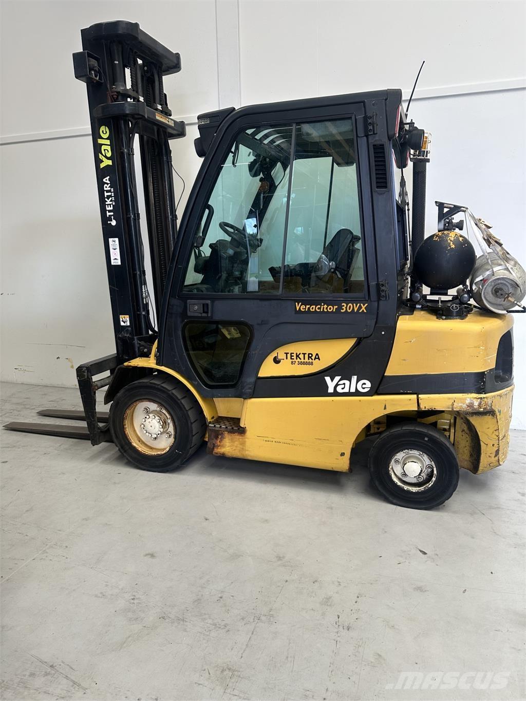 Yale GLP30VX LPG trucks