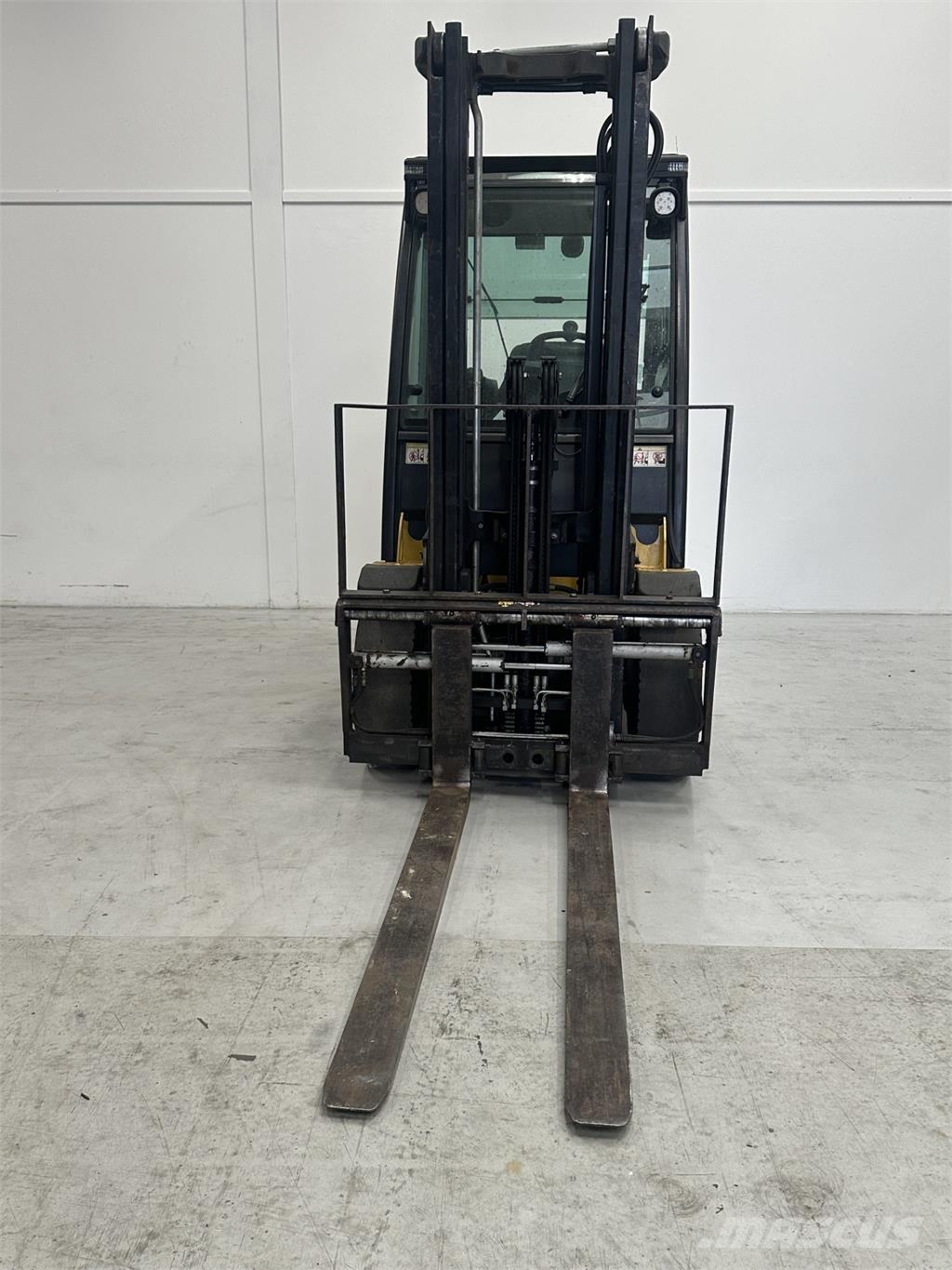 Yale GLP35VX LPG trucks