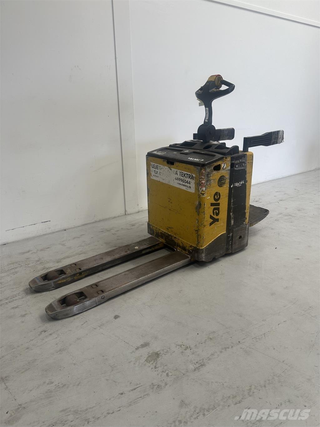 Yale MP20X - 300 AH Low lift with platform