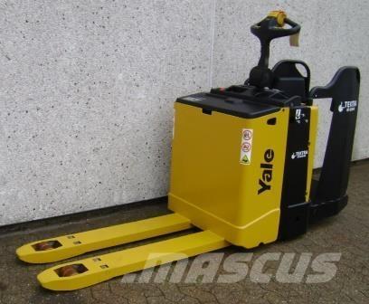 Yale MP20X - 400 AH Low lift with platform